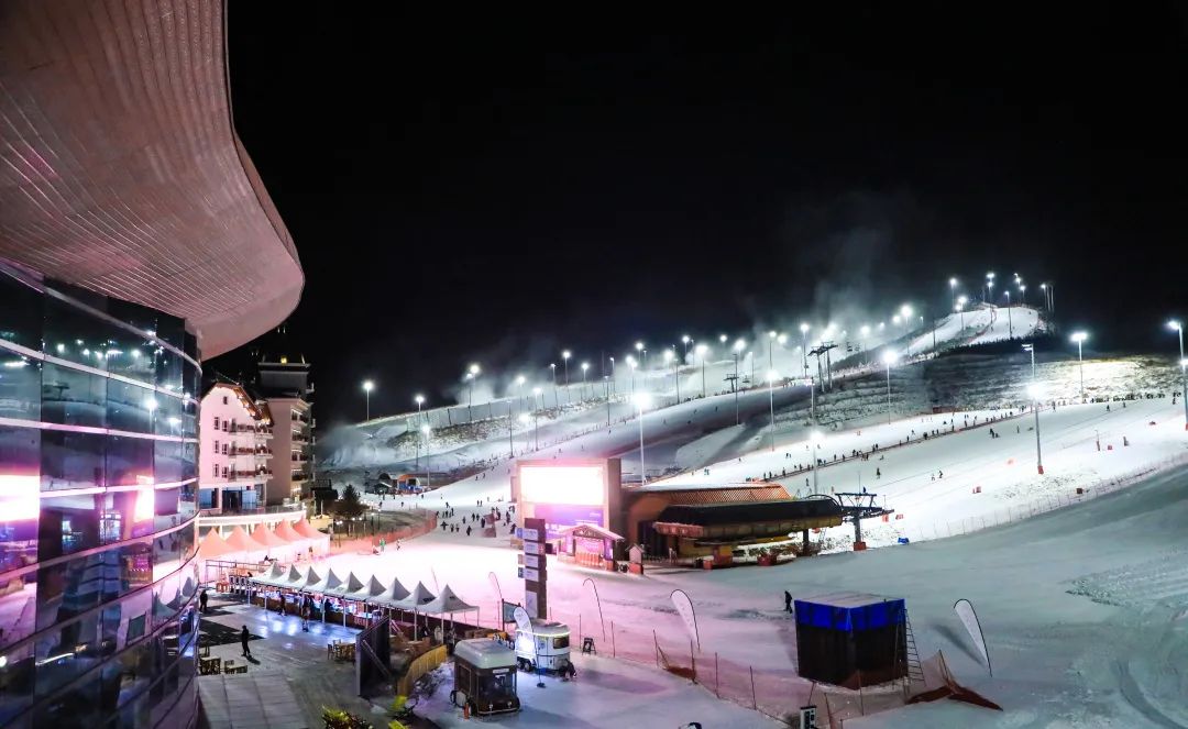 富龙滑雪场